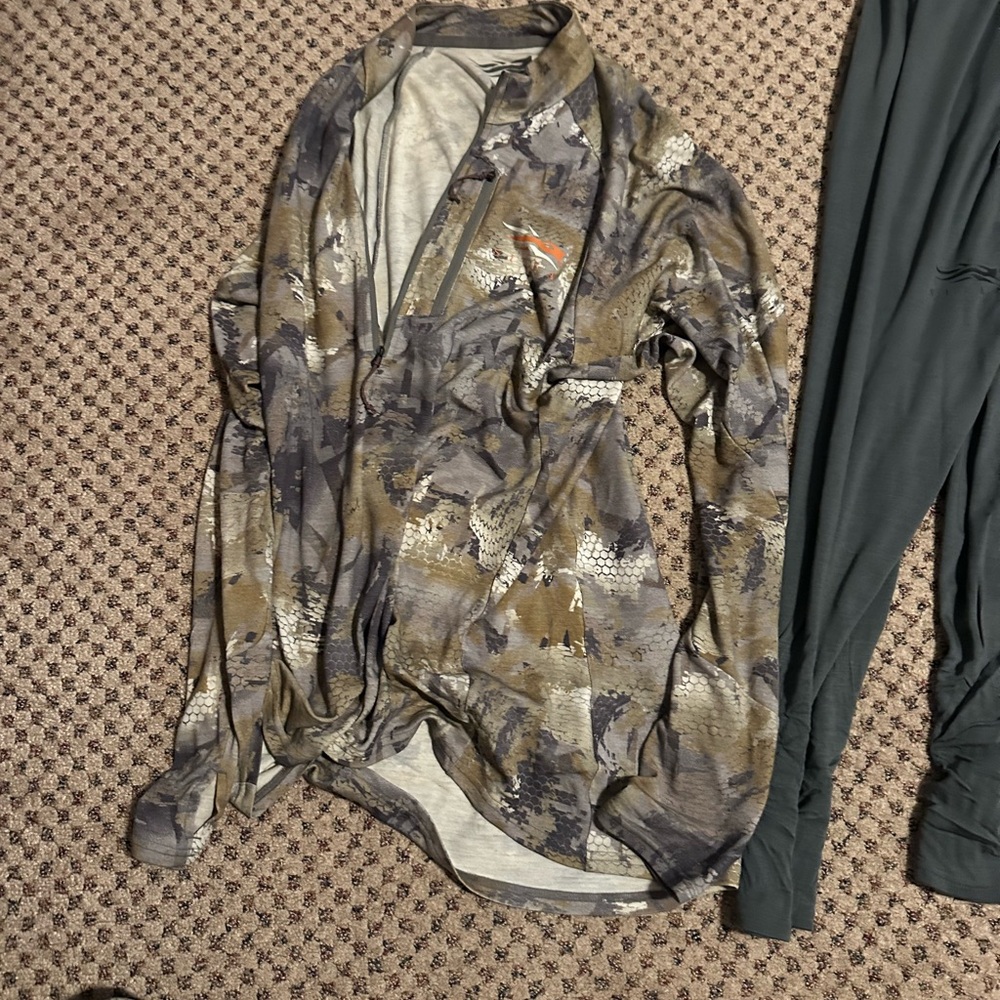 Sitka 220 merino half zip